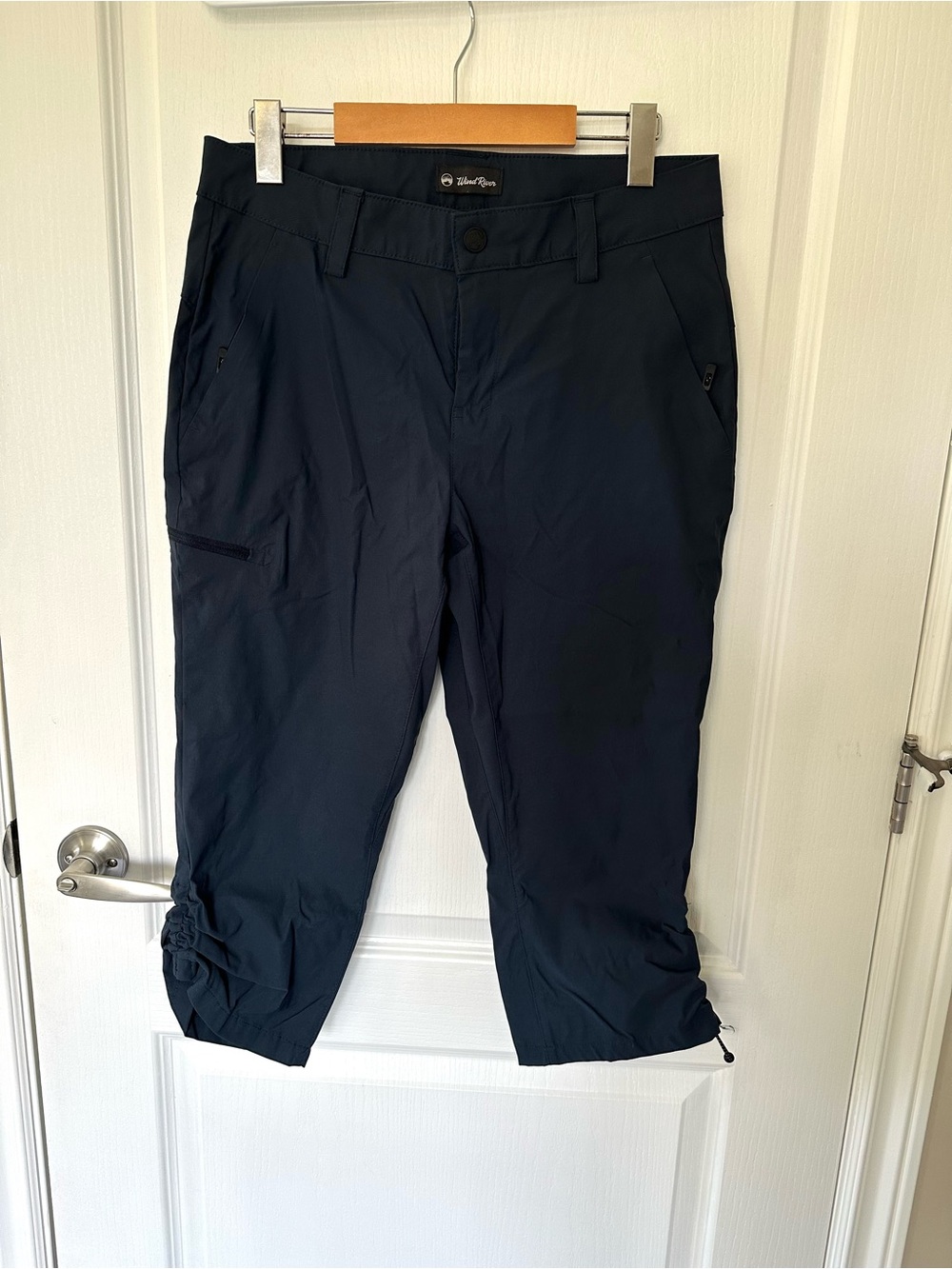 WindRiver Women’s Navy Blue Lightweight Tech Active Capris Gorpcore Hiking Crop